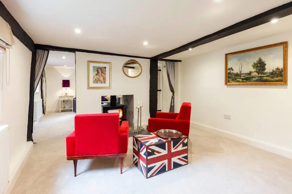 Beautiful 4 Bedroom Property