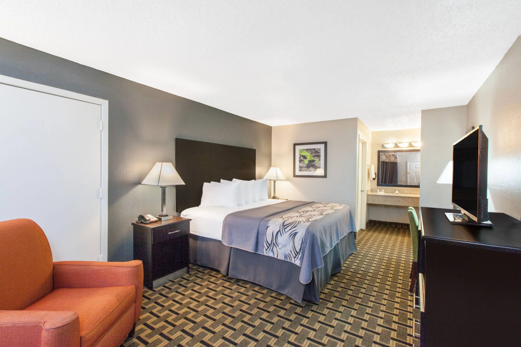 Ramada Limited - Columbia