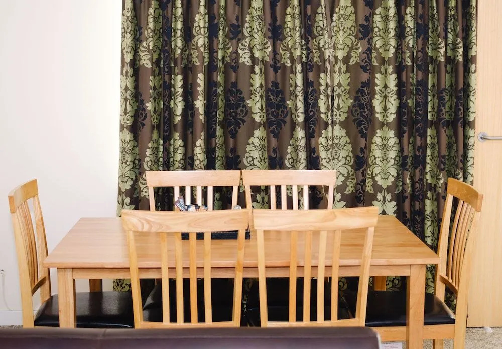 Elforma - Tudsbery House