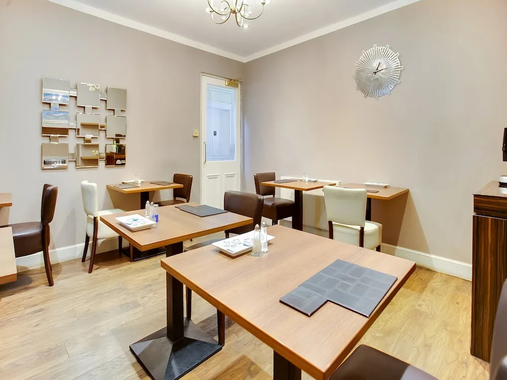 Onslow Guest house