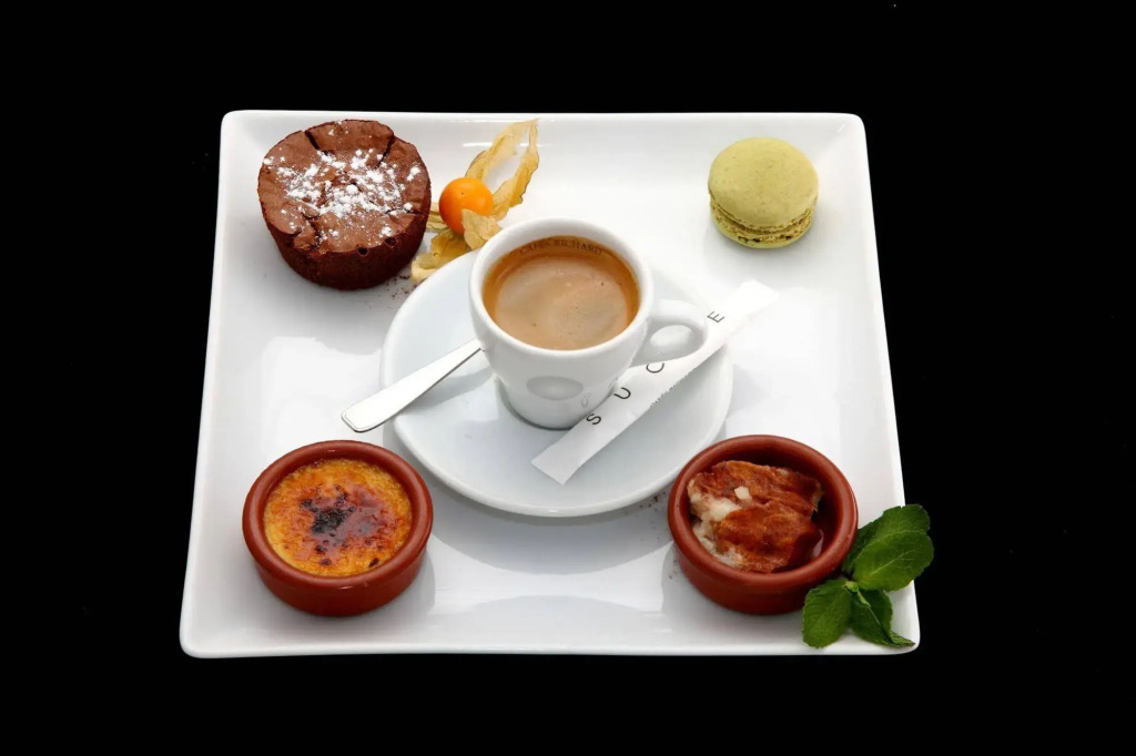 Logis Hôtel-Restaurant La Coupe dOr