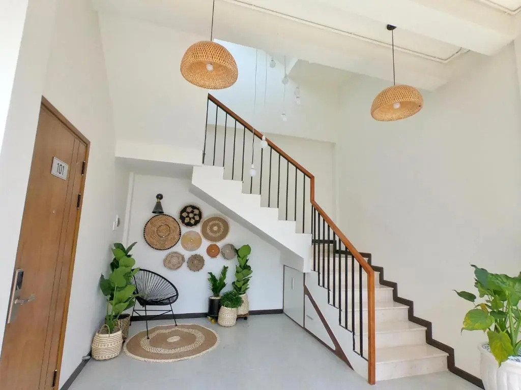Daisy House