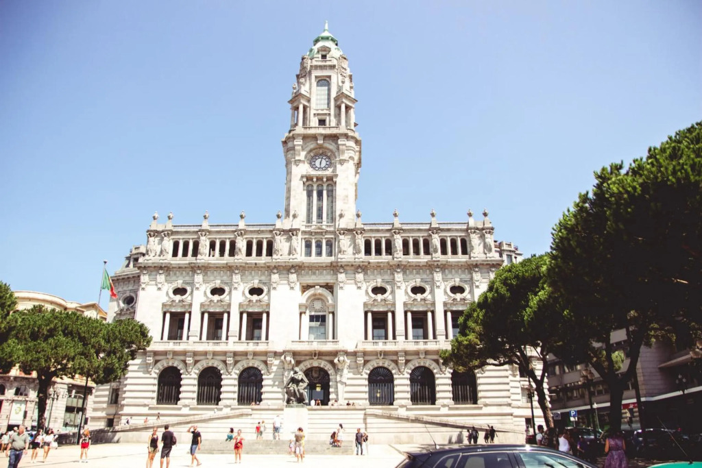 Oporto Gardens - Historic House, by Hopstays