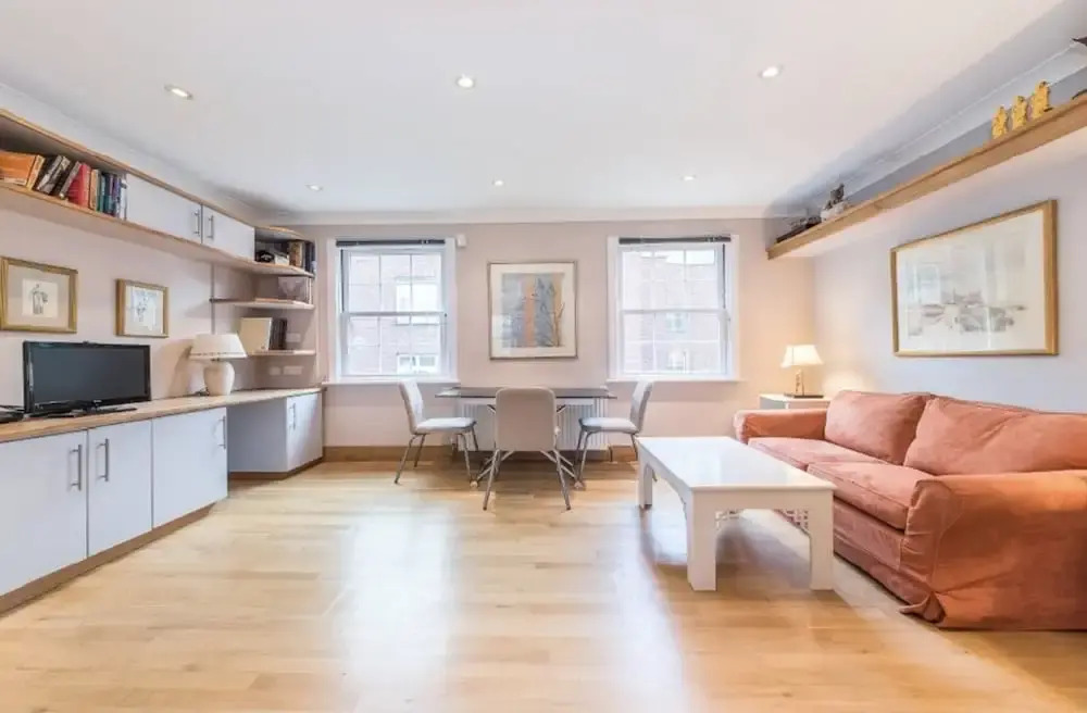 Beautiful 1 Bedroom Apartment in Victoria