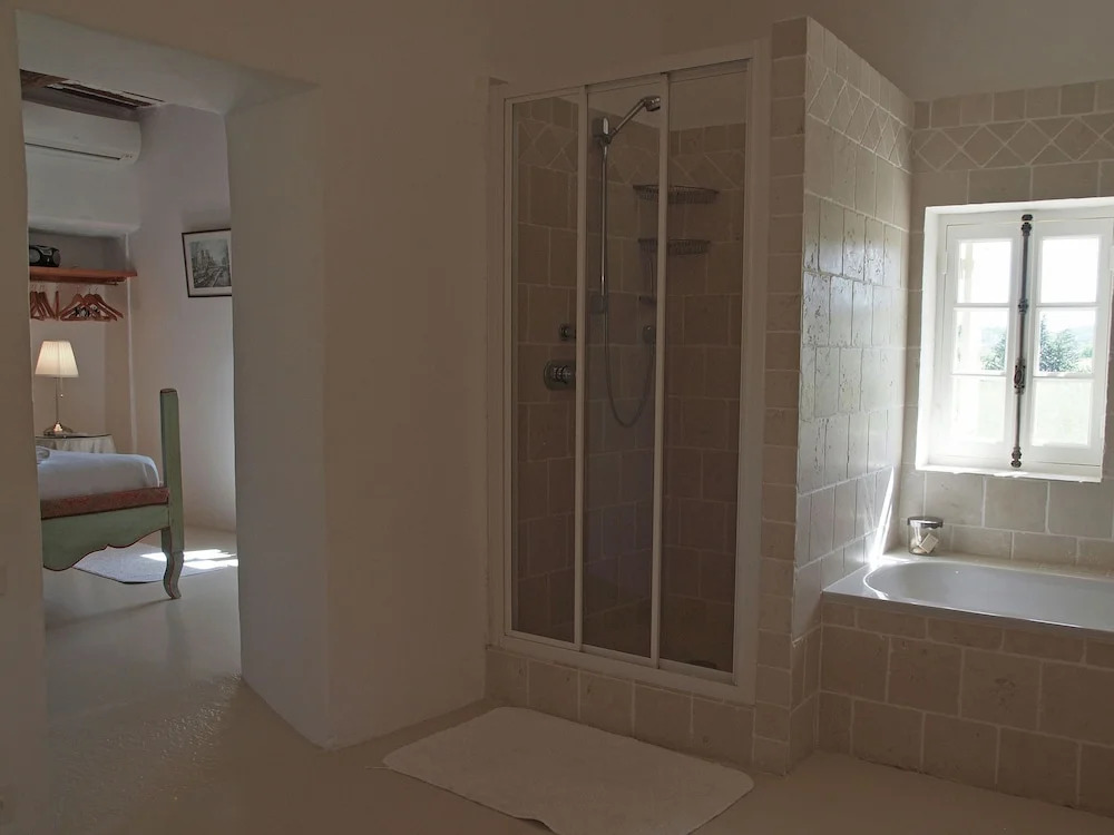Oppède Villa with Private Pool