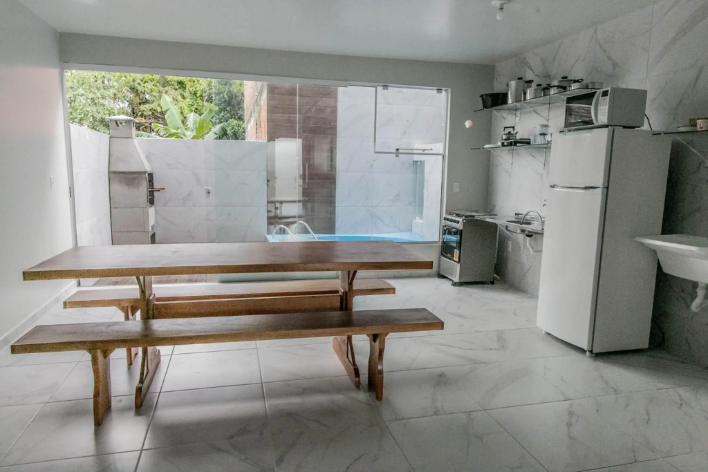 RL - CASA PISCINA PRIVATIVA COM 3 BWC, AR, WI-FI, ATÉ 16 PESSOAS BRUNO KLEMTZ - 10 x sem juros no cartao