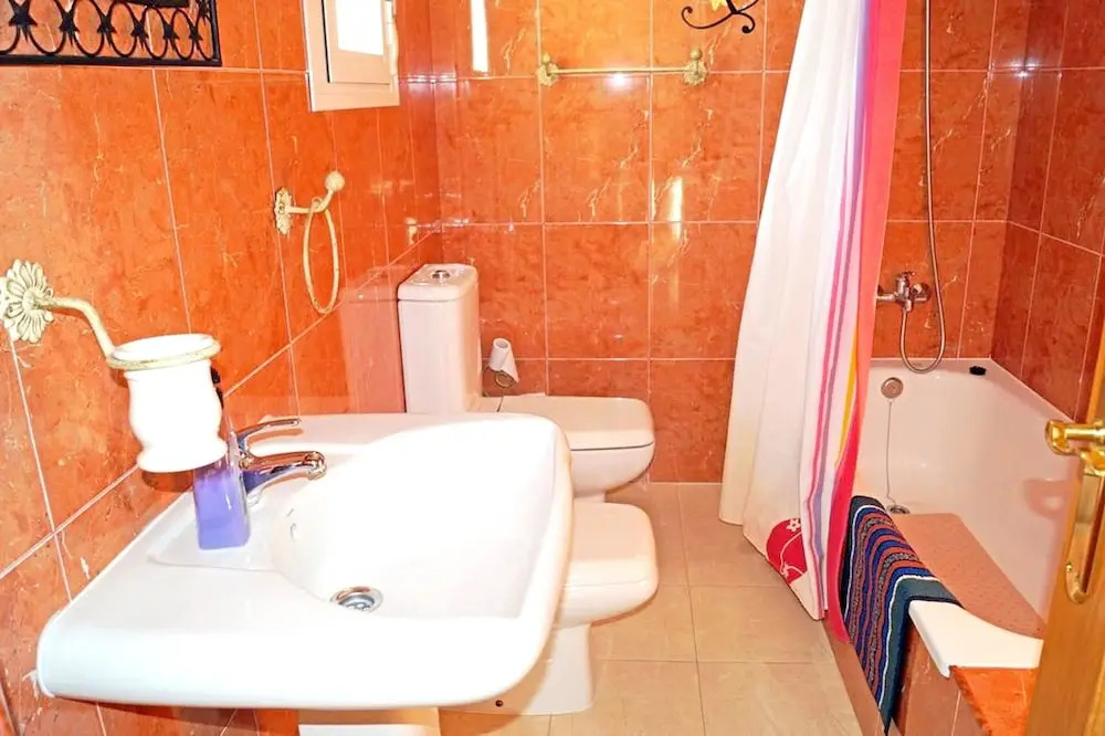 House With 3 Bedrooms in Benaoján, With Pool Access and Furnished Terr