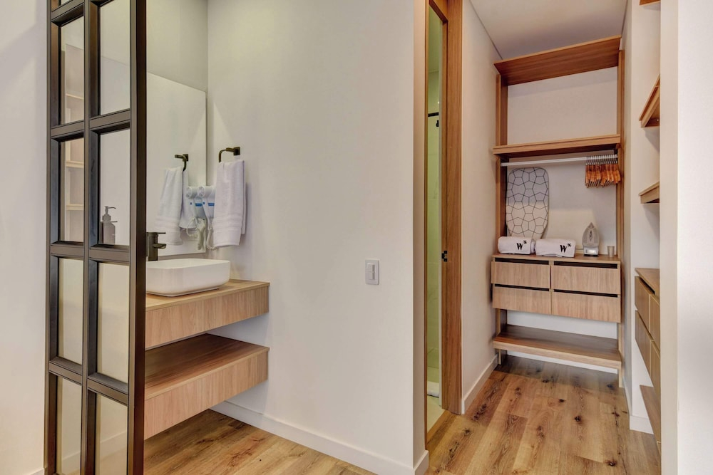 w Amazing 2BR w Balcony in Chapinero Alto