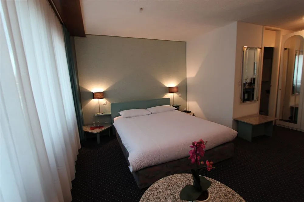 Hotel Club