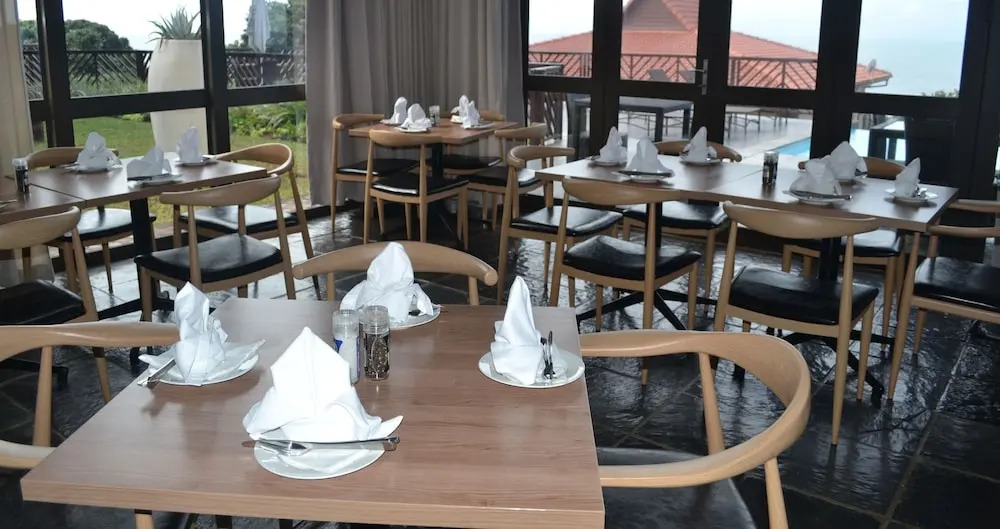 Отель ANEW Hotel Ocean Reef Zinkwazi