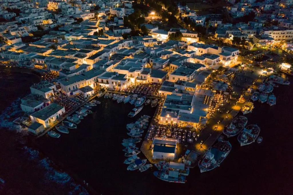 Seafront Brand New Studio in Little Venice of Paros