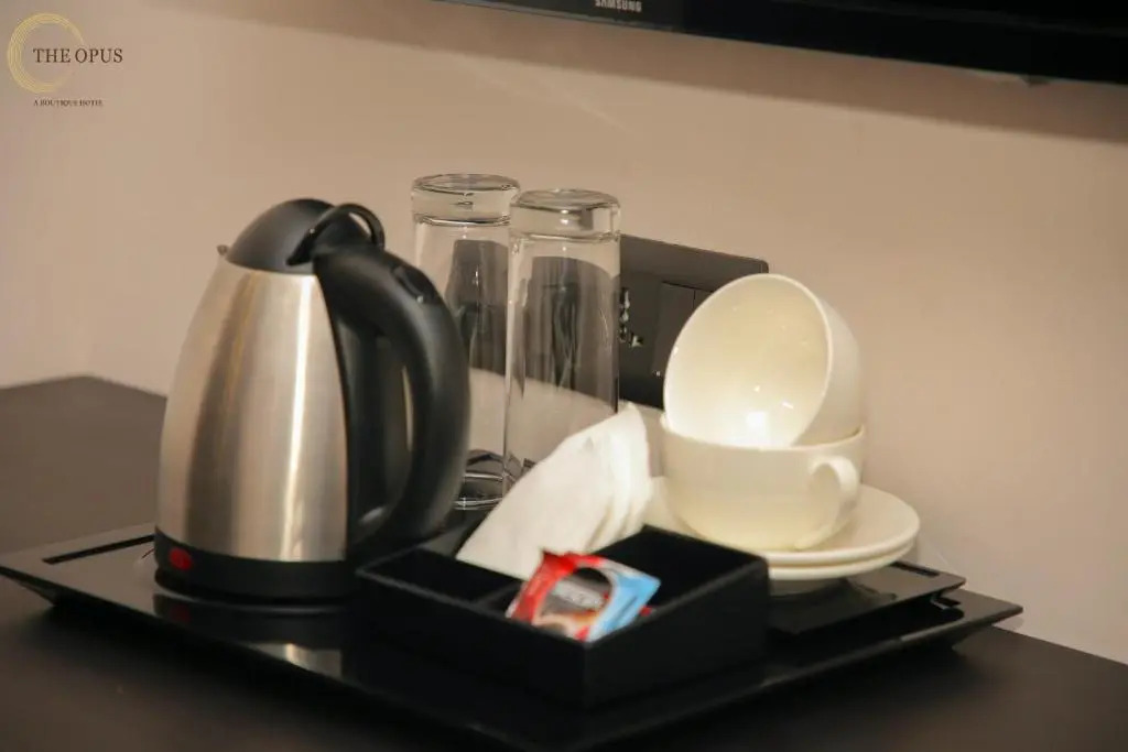 Hotel Hari Piorko Grand - 2 Min from New Delhi Railway Station