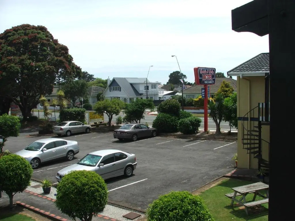 Asure Saddle and Sulky Motor Lodge