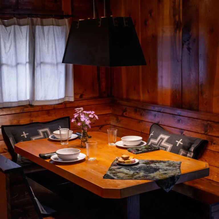 Corkins Lodge