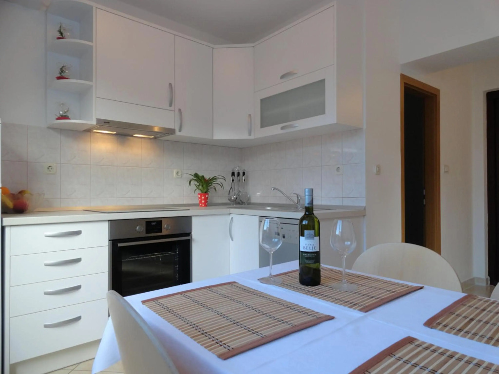 APARTMENTS ANICA 2