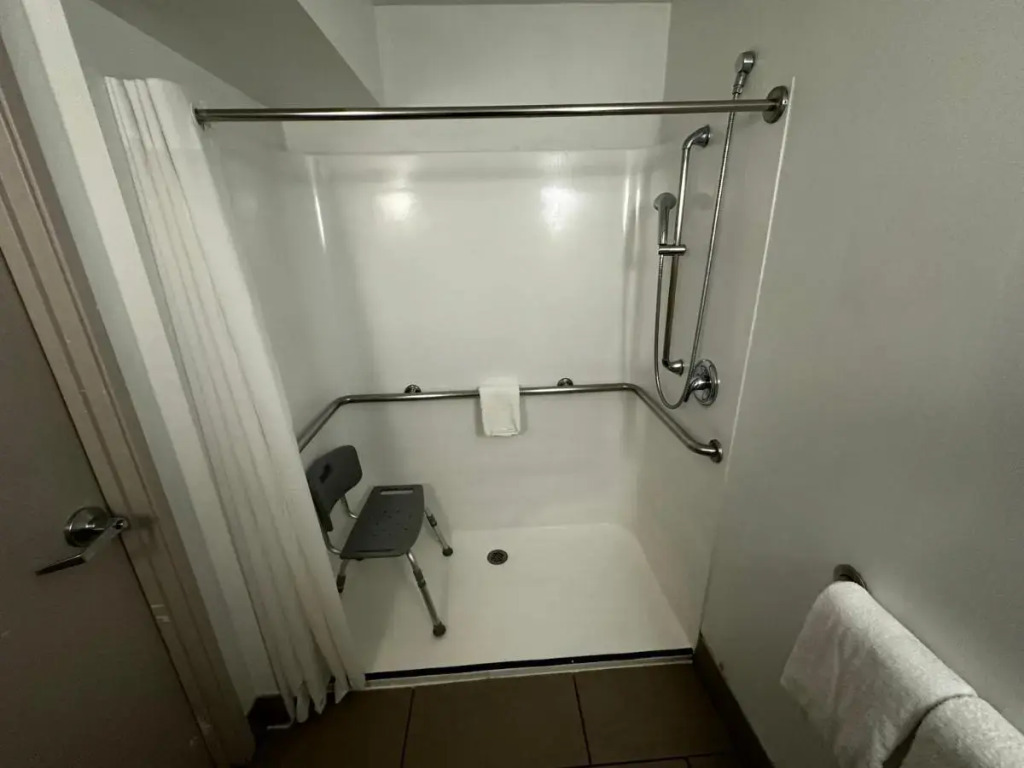 Country Inn & Suites by Radisson, Chicago OHare South, IL