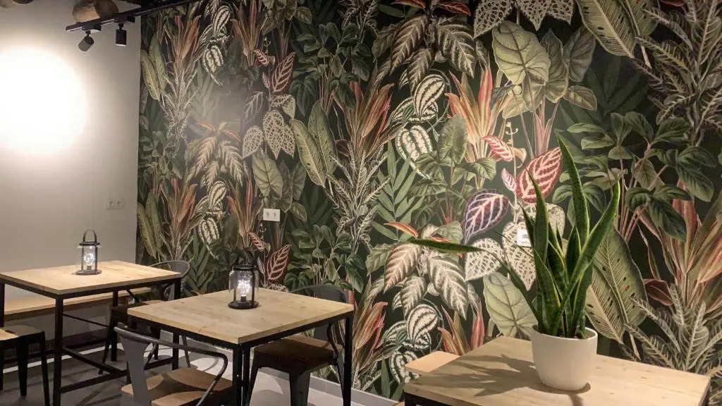 VTZ The Botanic Hostel