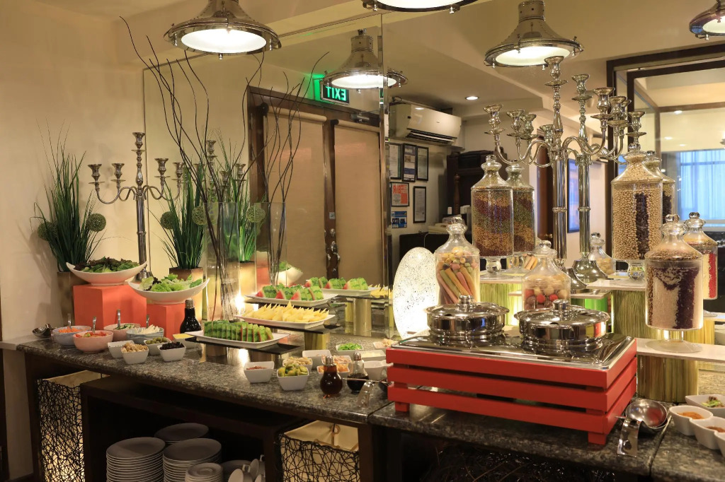The Malayan Plaza Hotel