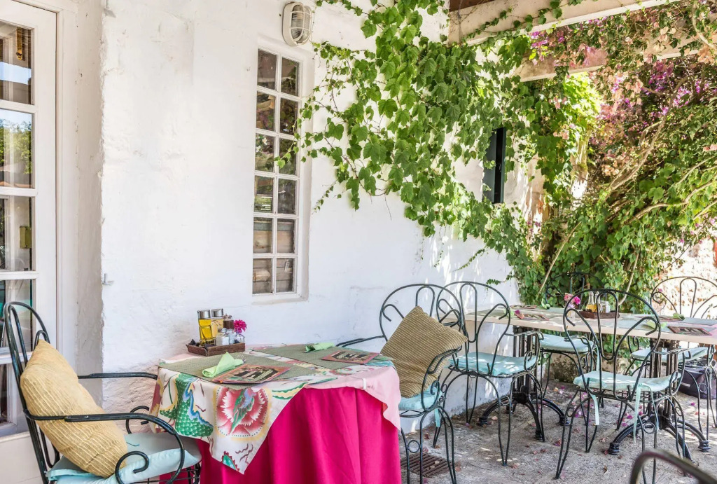 Hotel Rural Biniarroca