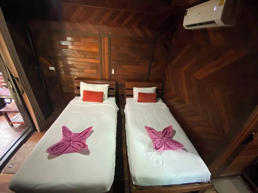 Phi Phi Sand Sea View Resort