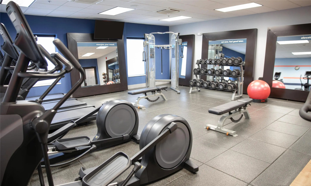 Hampton Inn & Suites Williamsport - Faxon Exit