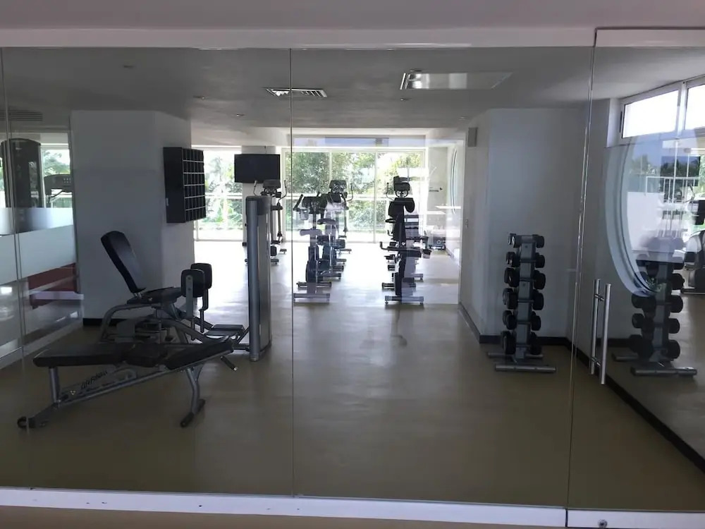 Bay View Grand Marina 1BR by Villas HK28