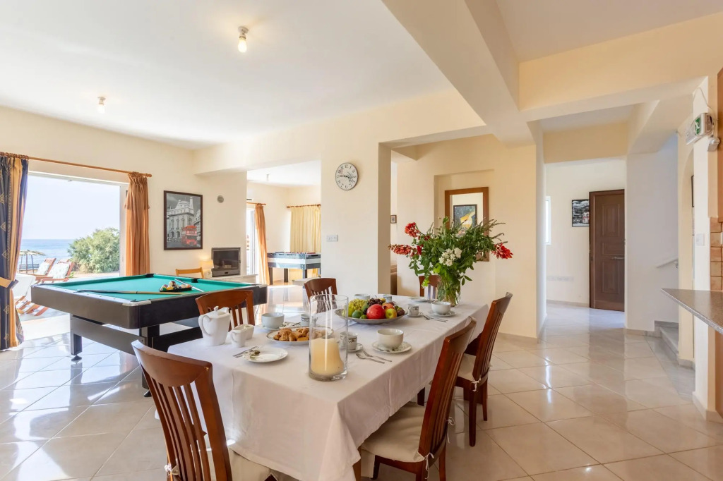 Kalisto Beach Villa