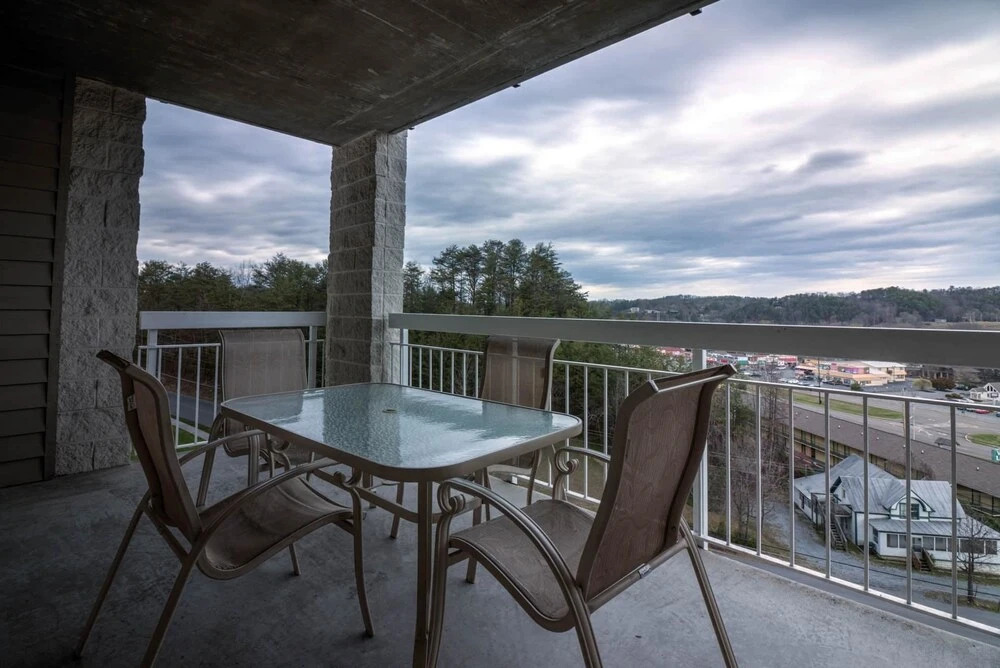 Whispering Pines 224