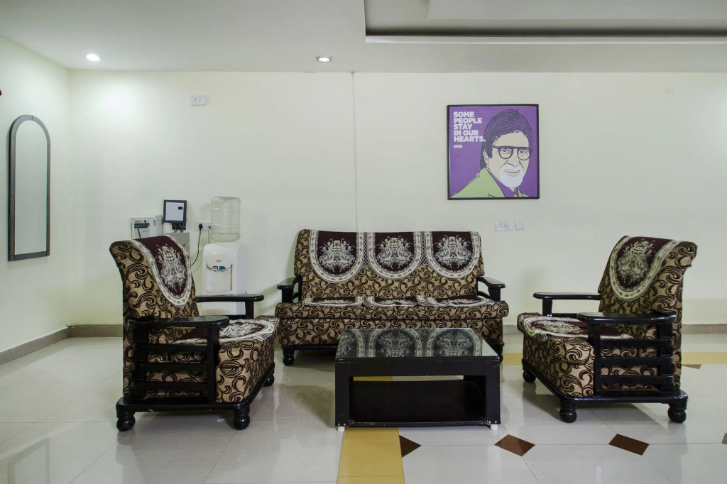 FabHotel Pushpa Grand