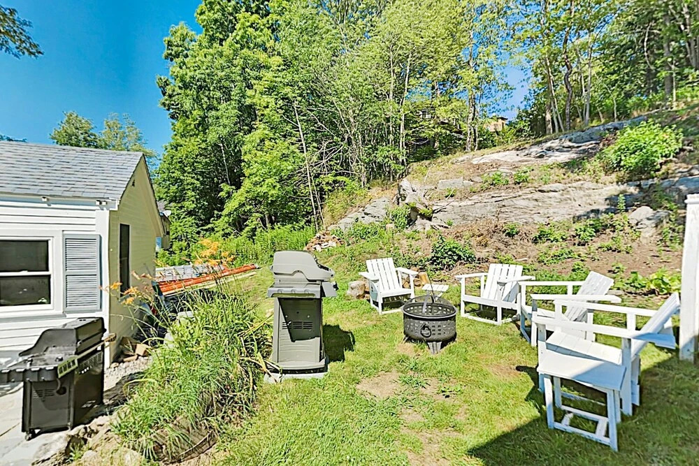 New Listing! Charming Bayside Barn W/ Fire Pit 2 Bedroom Home