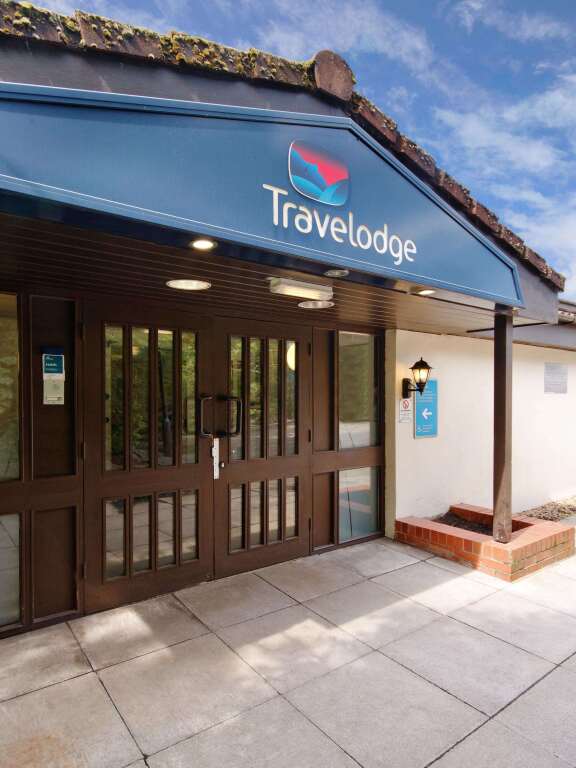 Travelodge Cardiff Llanedeyrn