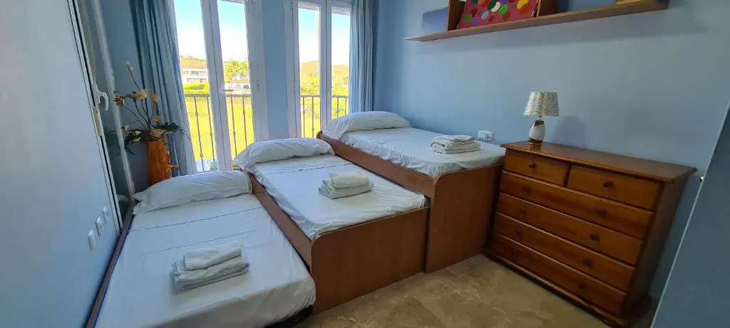 3 bedroom apartment with pool & parking, close to sea and golf