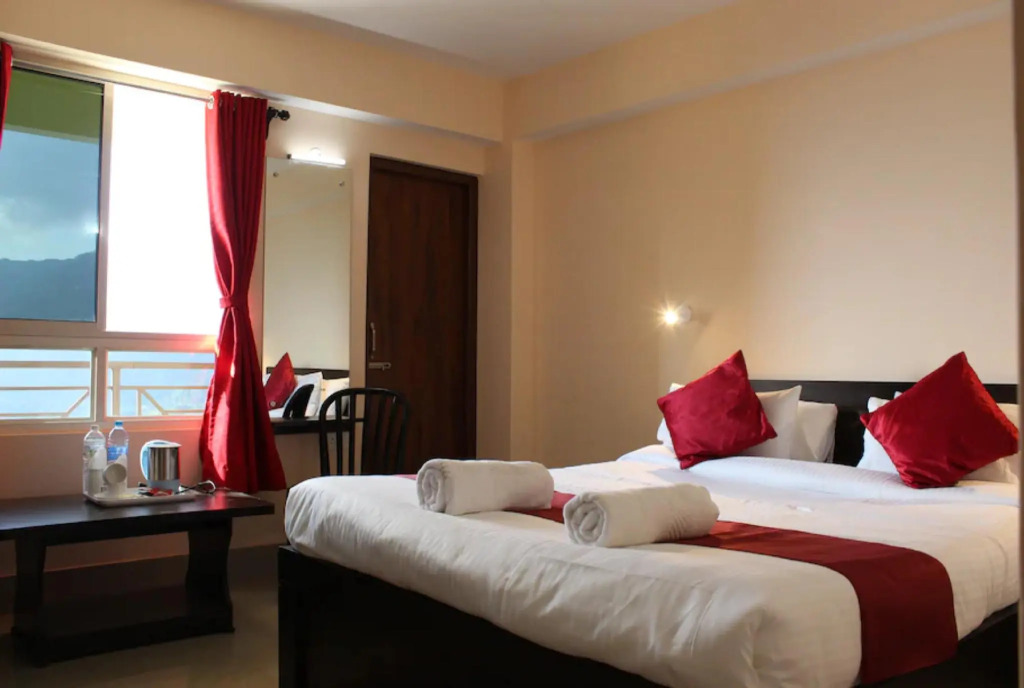 Goroomgo The Bankhim Residency Gangtok