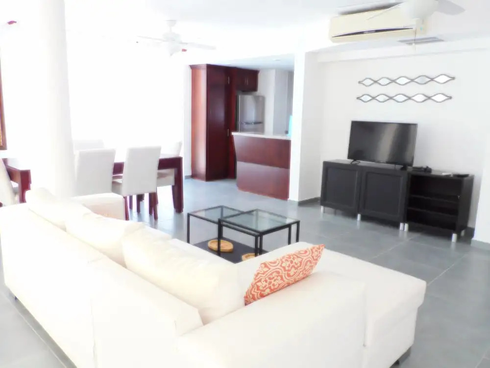 Quiet Beach apartment Condo steps on the Bavaro Beach Los Corales Dr