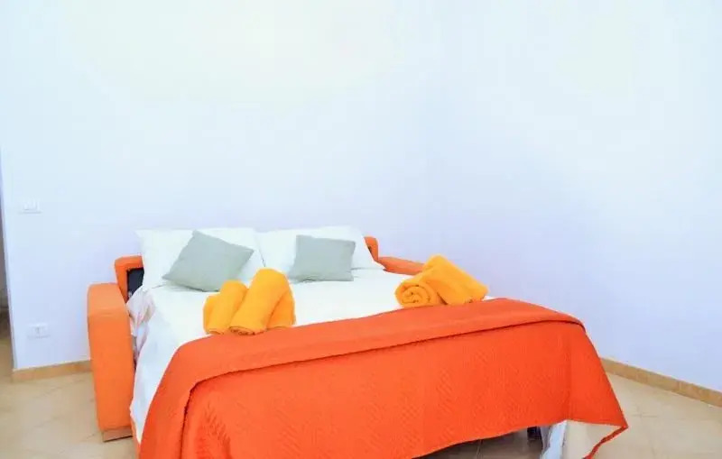 IzzHome Orange