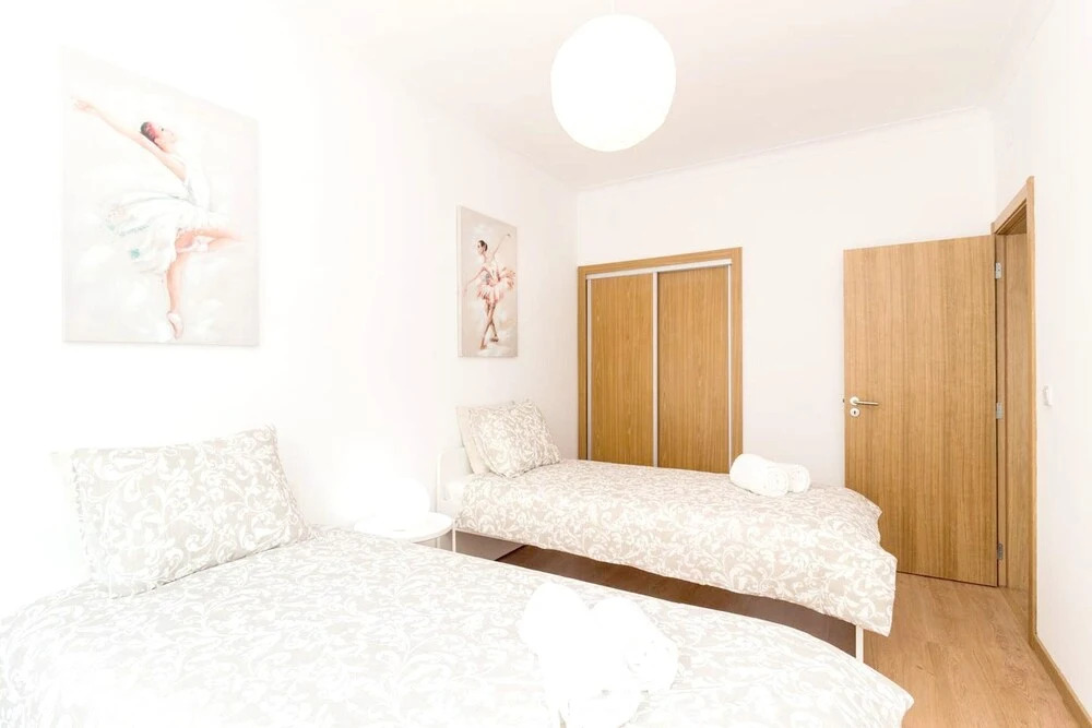 House with 2 Bedrooms in Seixal, with Enclosed Garden And Wifi