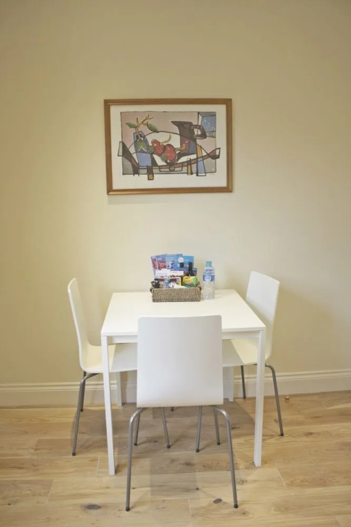 Notting Hill Grove Apartments