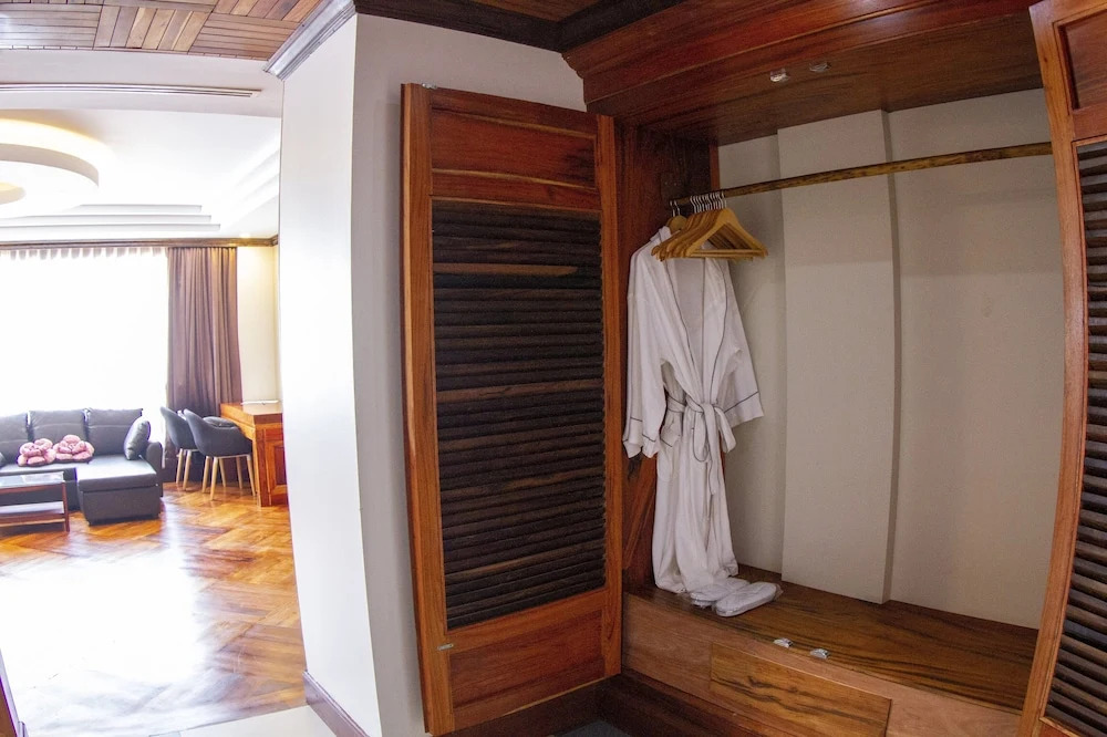 Kampong Thom Village Hotel
