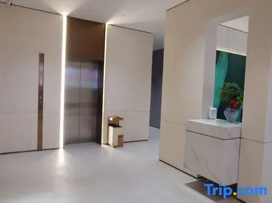 Sanhaoyun Apartment Hotel (Songyuanxia Subway Station Branch)