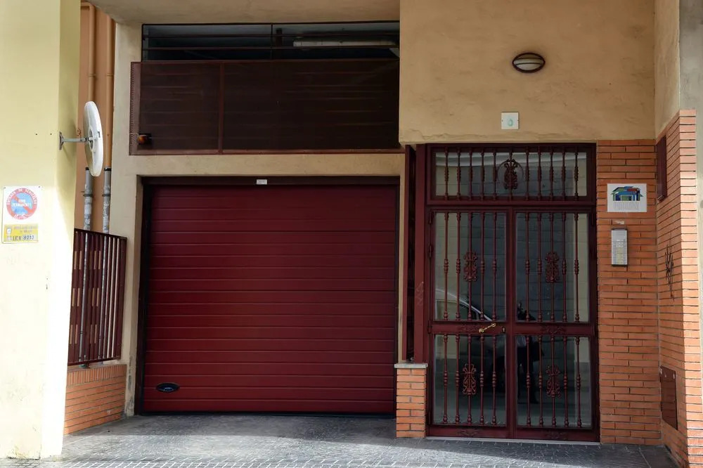Apartamentos Vela y Serna - WONDERSTAYS