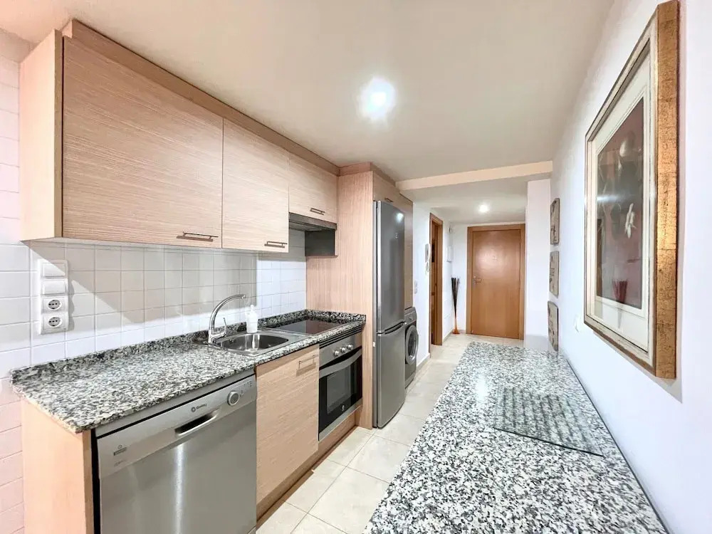 Apartment Near Beach With Pools and hot tub