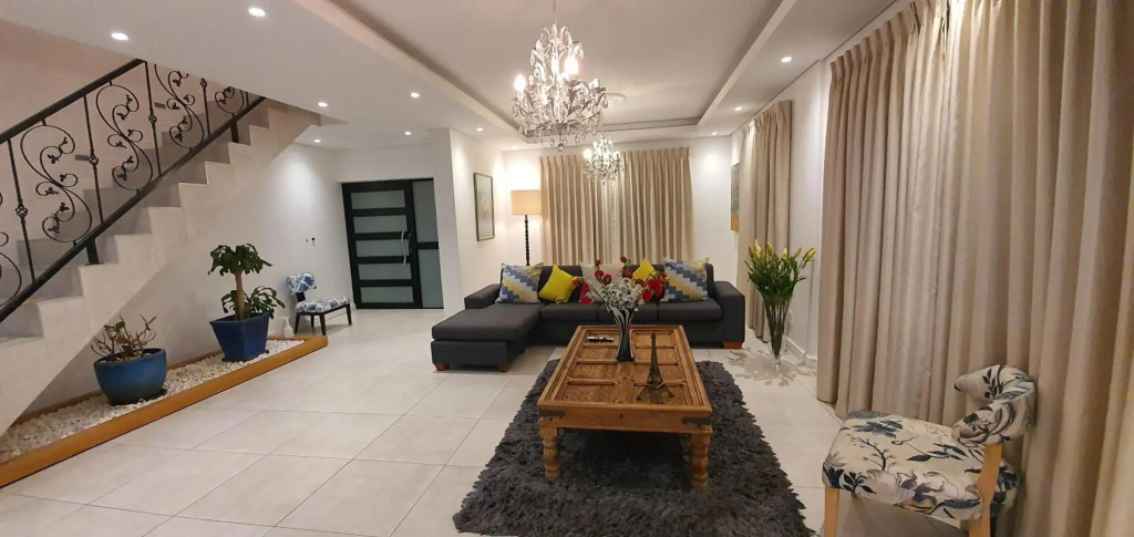 Villa Parisienne Modern Guest house