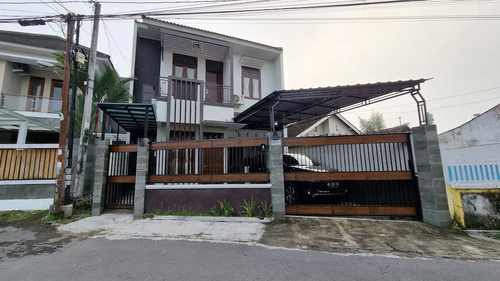 Oemah Wisata RinginSari