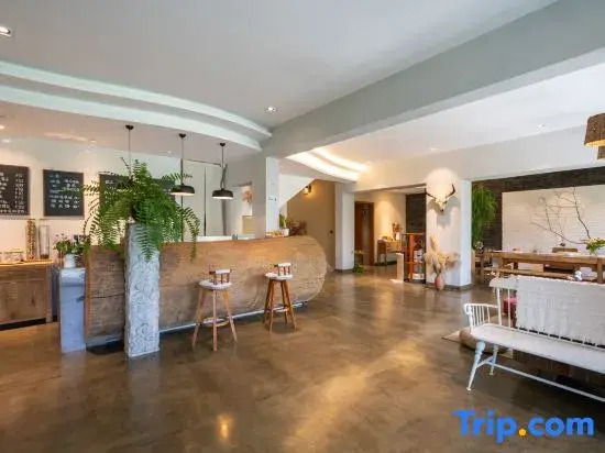 Taoran Meijie Boutique Holiday Hotel