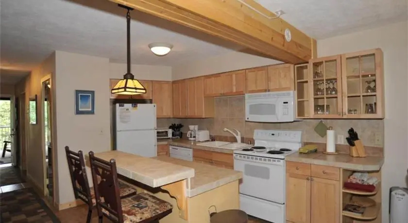 RedAwning Sawmill Creek 114