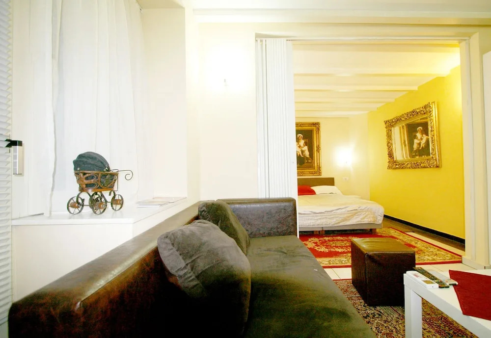 Apartment Manufactura