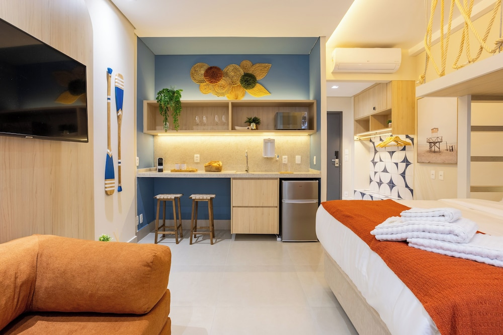 Stay Home Luxo | 1min Praia Gonzaga | Rooftop, Piscina, Sauna & Gym