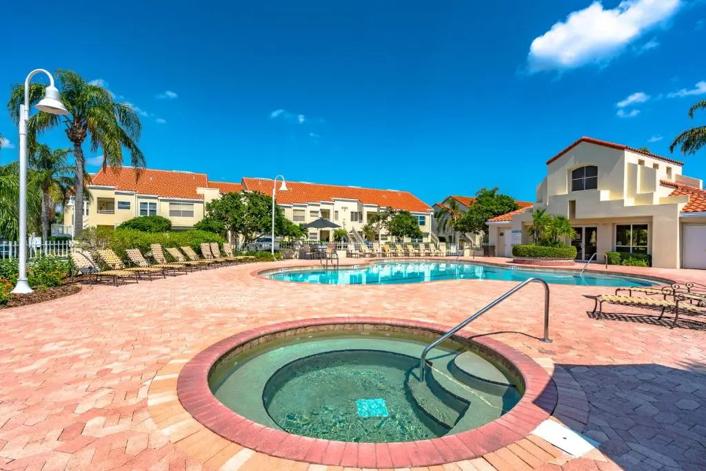 Vista Verde North 5-231, 2 Bedrooms, Sleeps 6, Golf View, Heated Pool, Spa, WiFi
