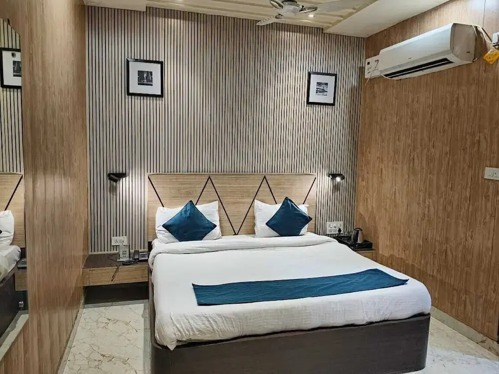 Hotel Aalishan