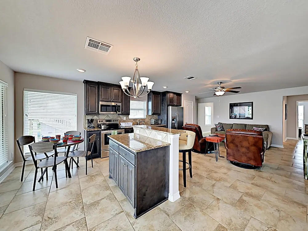 307 Rockport - 3 Br Home